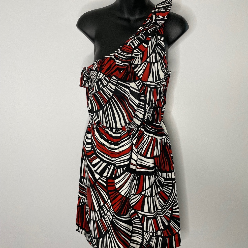 Trina Turk Black White Red Abstract Print One Shoulder Dress Size 6 USA